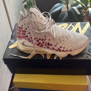 Mike lebron harlems XVII PRM